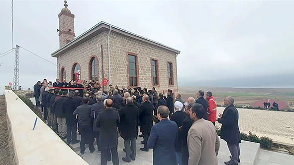 BAŞARI KÖYÜ CAMİİ DUALARLA İBADETE AÇILDI