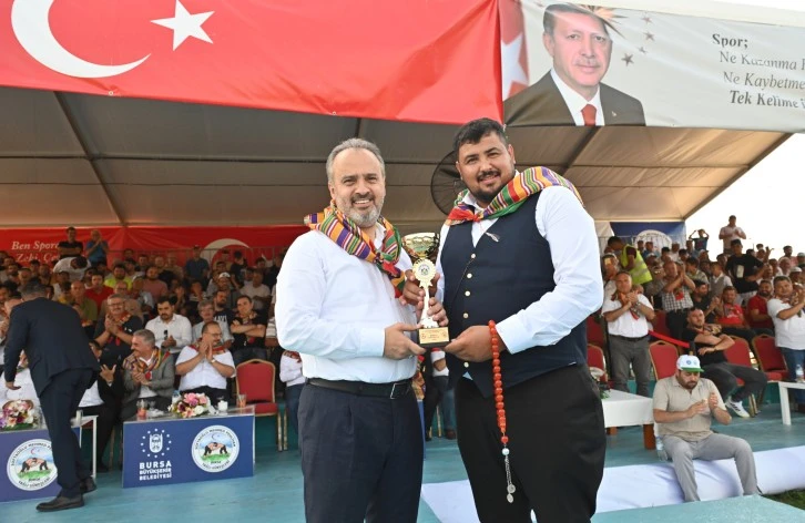 Başpehlivan Hüseyin Gümüşalan oldu