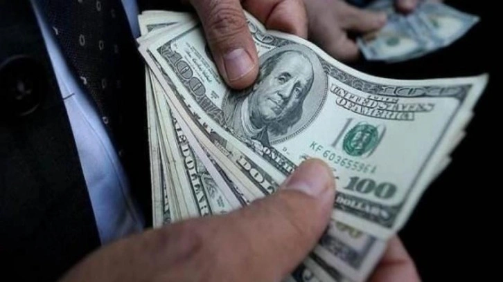 Dolar ve Euro haftanın son gününe nasıl başladı?