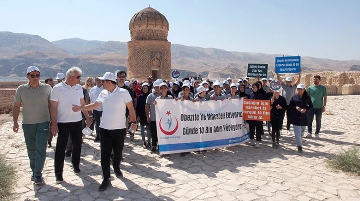 HASANKEYF’TE YÜRÜYÜŞ ETKİNLİĞİ YAPILDI