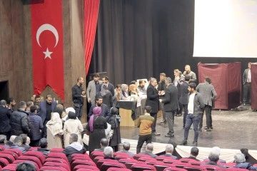 AK PARTİ’DE TEMAYÜL YOKLAMASI BAŞLADI