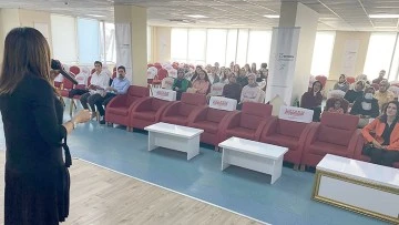 ANAOKULU ÖĞRETMENLERİNE KONFERANS