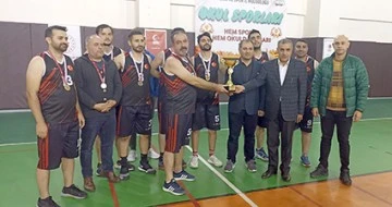 BASKETBOL FİNAL MAÇI NEFESLERİ KESTİ