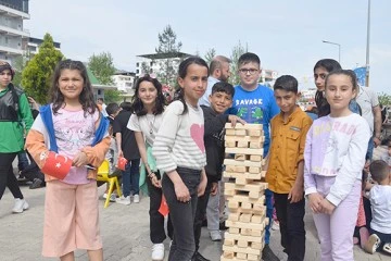 KOZLUK’TA ÇOCUK FESTİVALİ DÜZENLENDİ