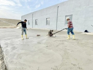 TEKSTİL ATÖLYESİNİN BETON ÇALIŞMASI TAMAMLANDI